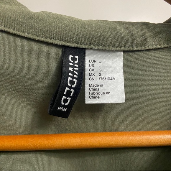 NWOT | H&M Divided crop long sleeve top - Picture 4 of 5